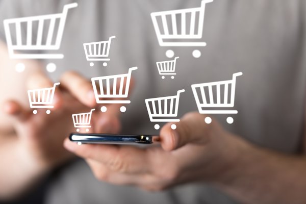 ecommerce shopping carts top 5 tiny shopping carts shopping from smartphone